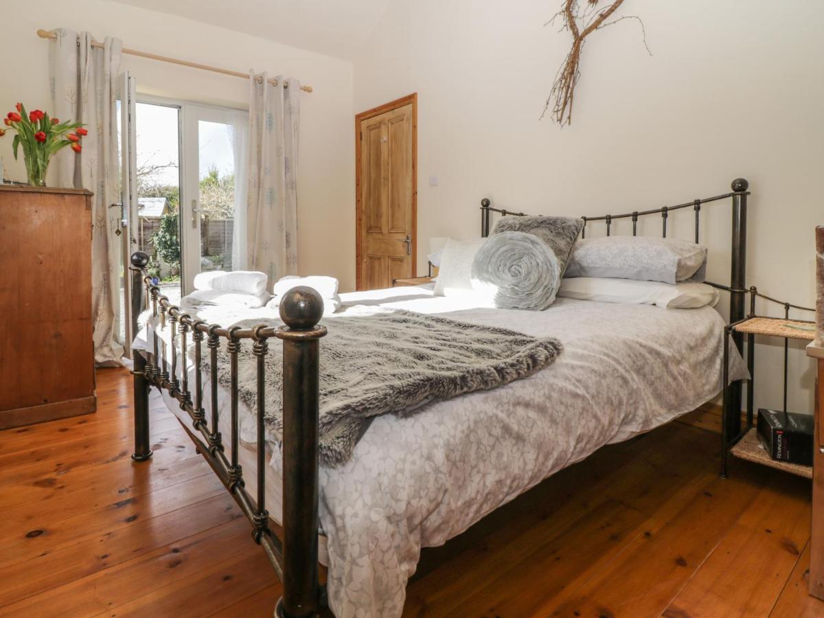 Honeysuckle Cottage Хелстон Экстерьер фото